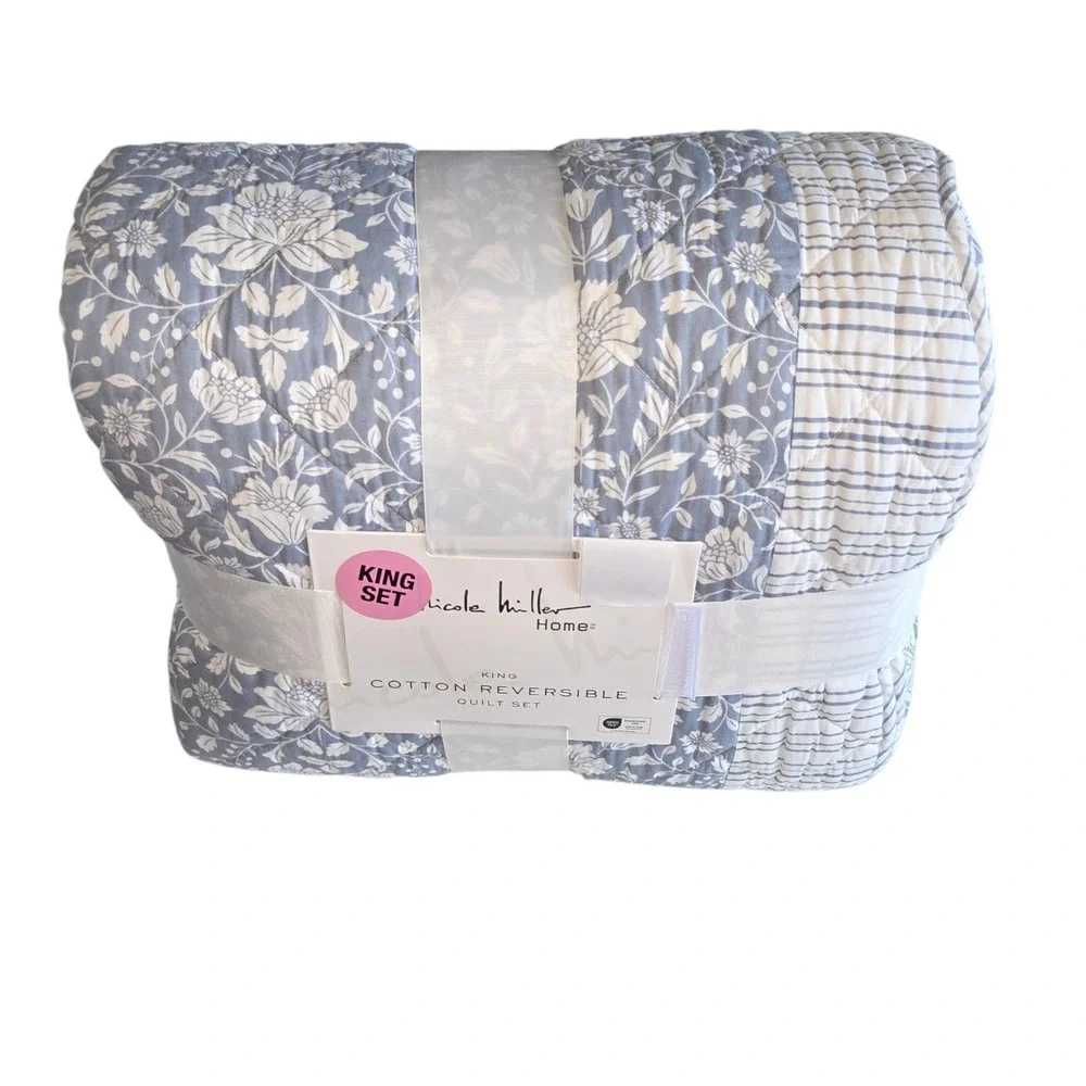 Nicole Miller Home Cotton King Quilt Set 3pc Reversible Floral Stripe Blue White